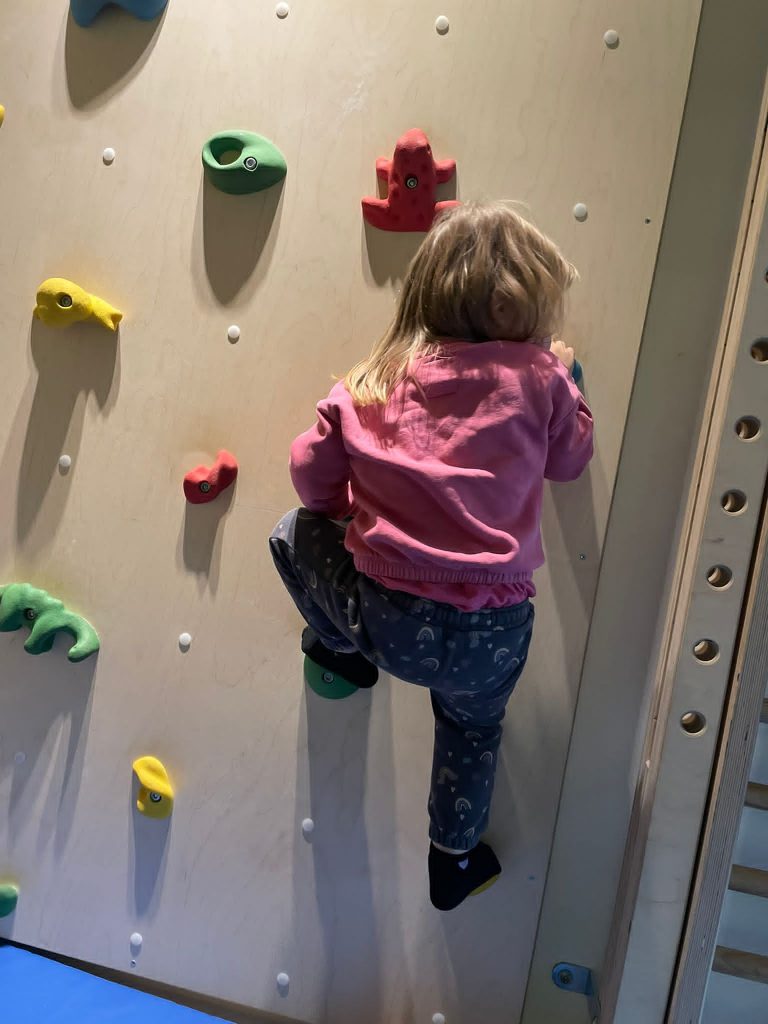 PHOTO 2025 11 11 15 39 442 1 768x1024